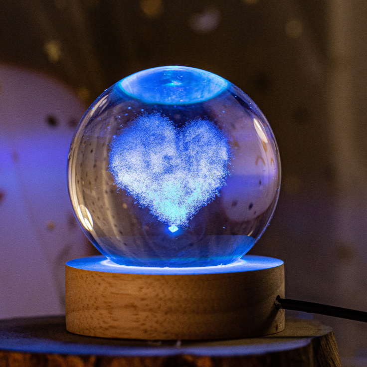3D Engraved Crystal Ball teemdrop