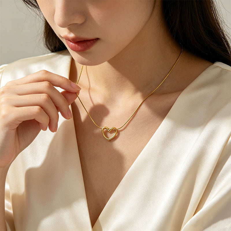 Love heart clavicle chain teemdrop