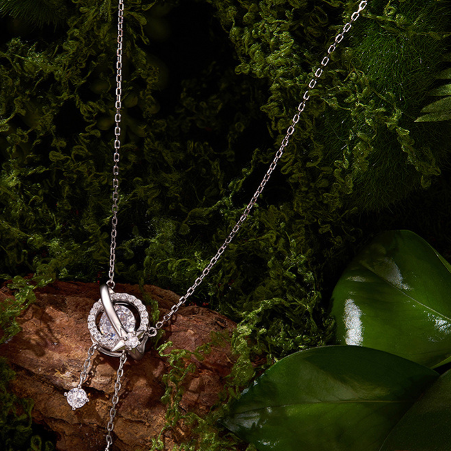 S925 Sterling Silver Dynamic Planet Pendant Necklace with 1 Carat Moissanite