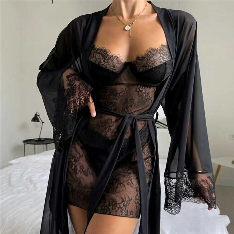 Strap-style sexy nightgown