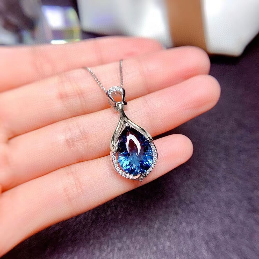 Ivory Sapphire Drop-shaped Gemstone Necklace