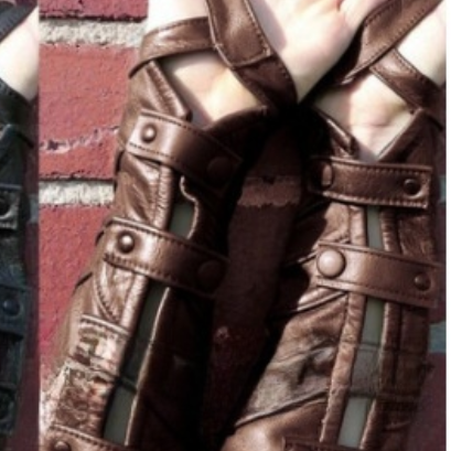 Leather scale wrist guard