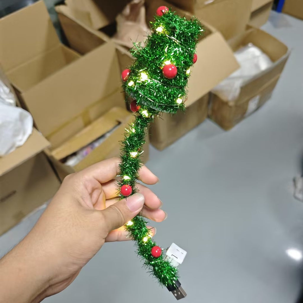 Christmas tree projection light, a creative Christmas tree USB projection lamp
