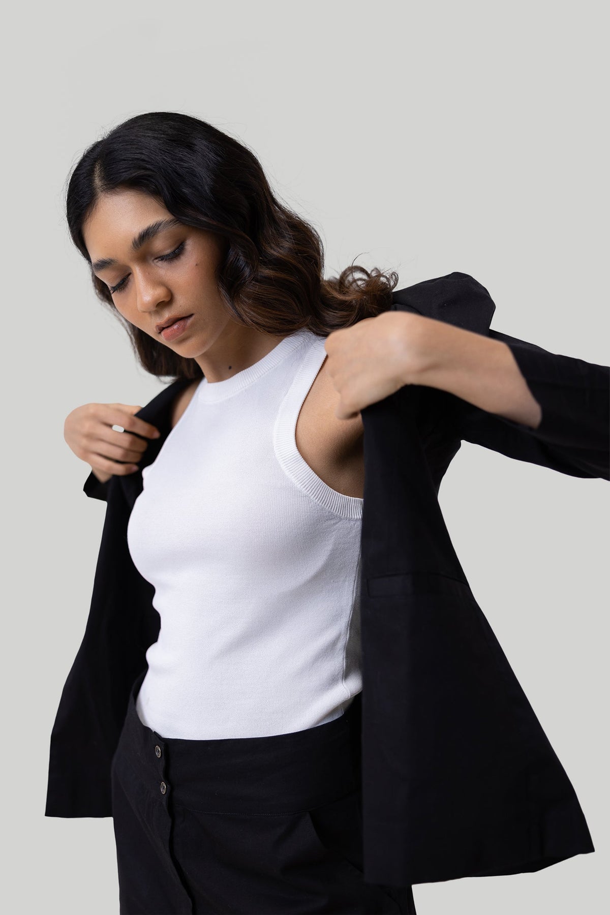 Summer Heat Blazer in Black DC-Reistor