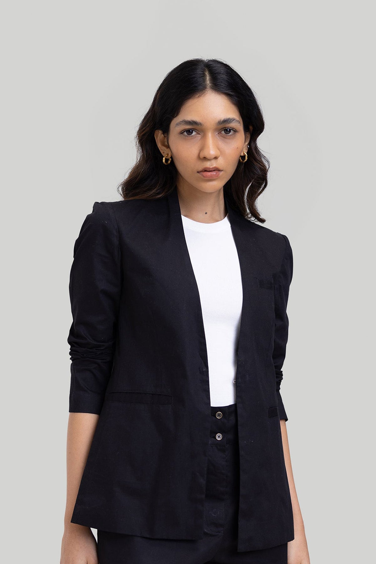 Summer Heat Blazer in Black DC-Reistor