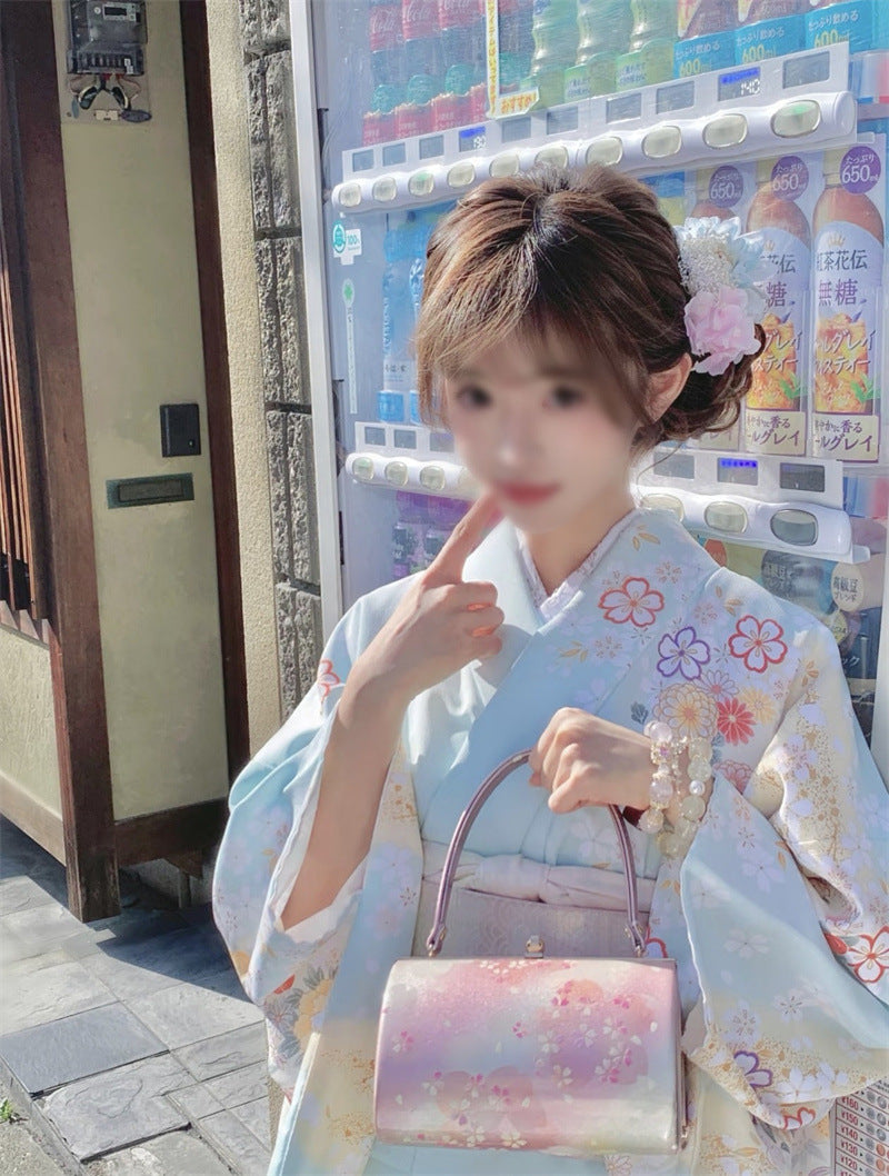 Kimono girl yukata