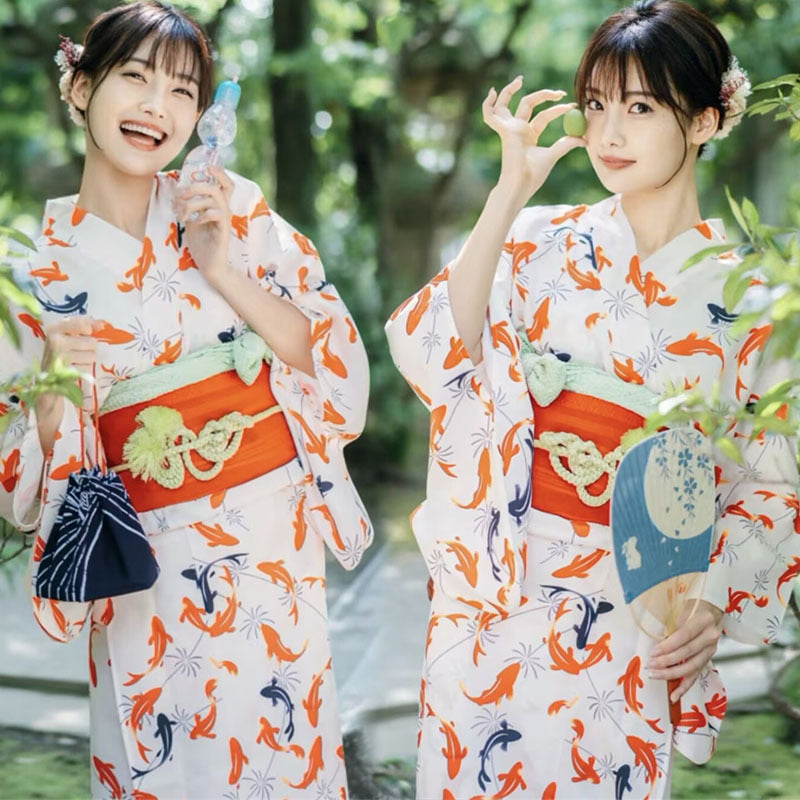 Kimono girl yukata