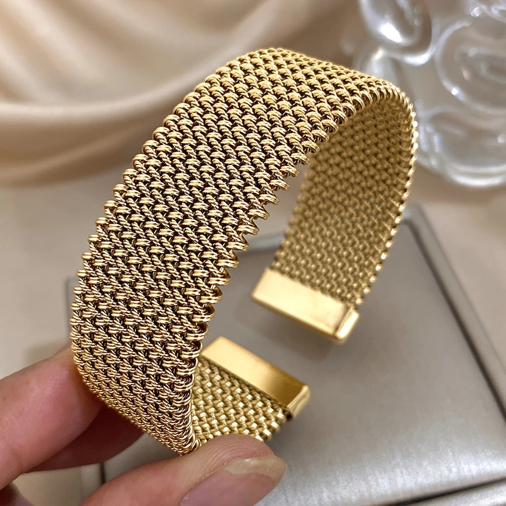 Embossed titanium steel bracelet