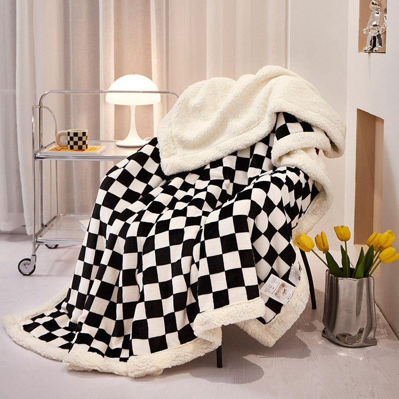 Double-Layer Thickened Polyester Fleece Blanket teemdrop