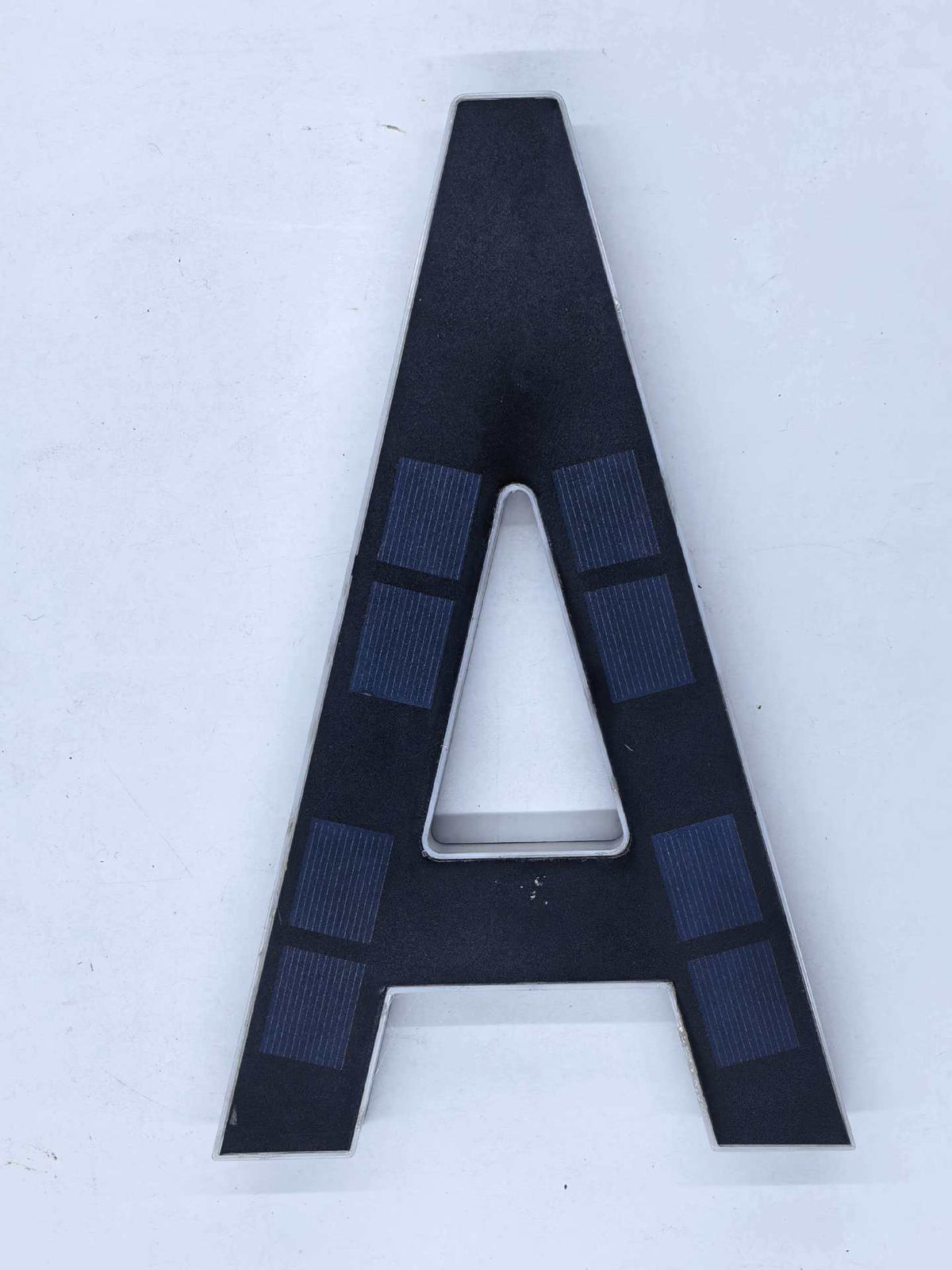 Solar-powered door sign teemdrop