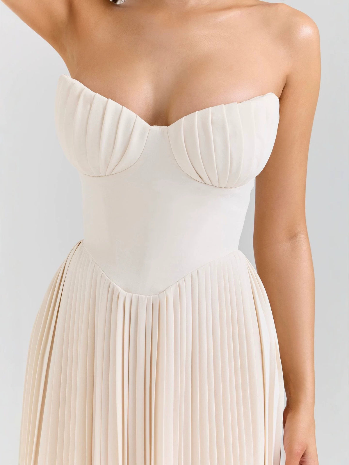 Off-Shoulder Backless Ruched High-Waist Long Dress teemdrop