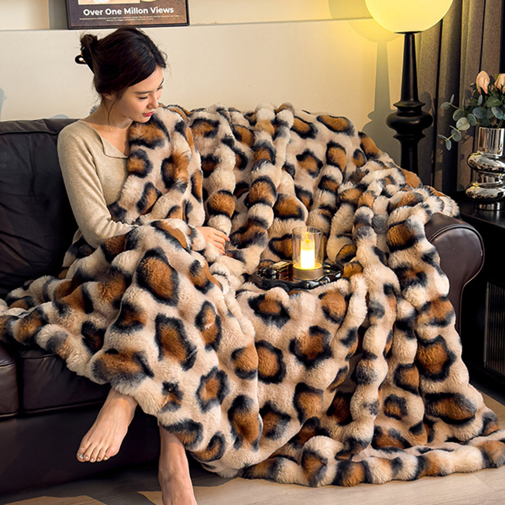 Plush milk velvet blanket teemdrop