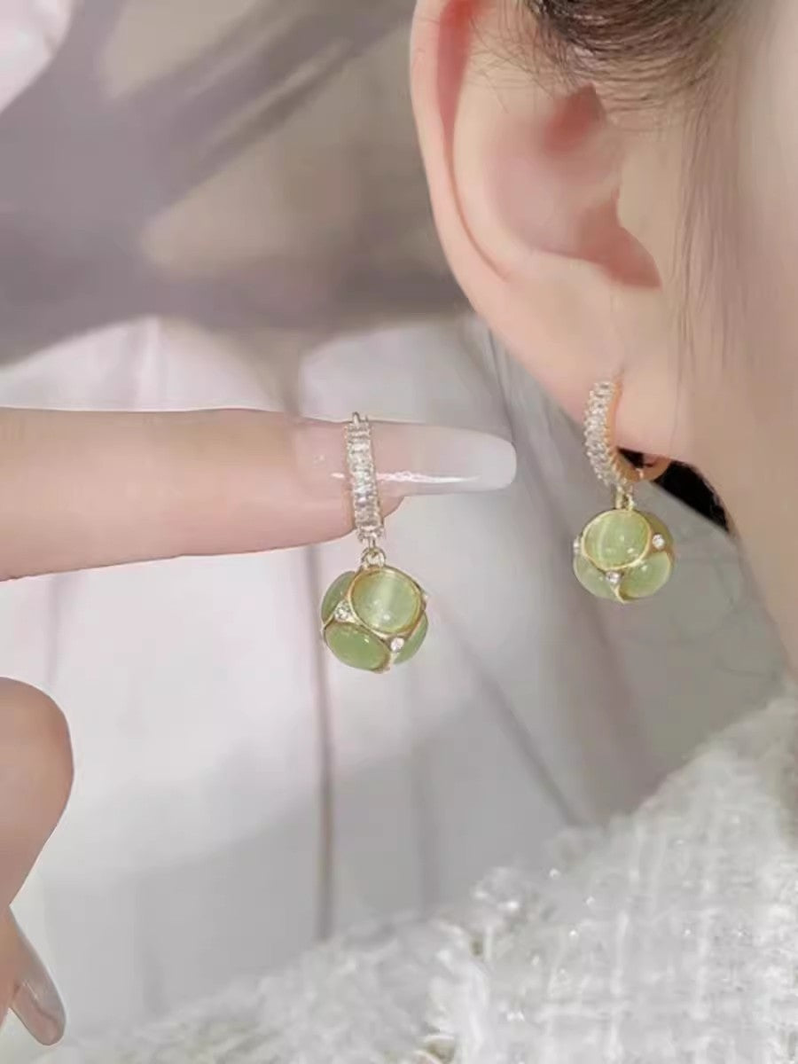 Cat's Eye Stone Geometric Metal Ear Buckle Earrings for Women