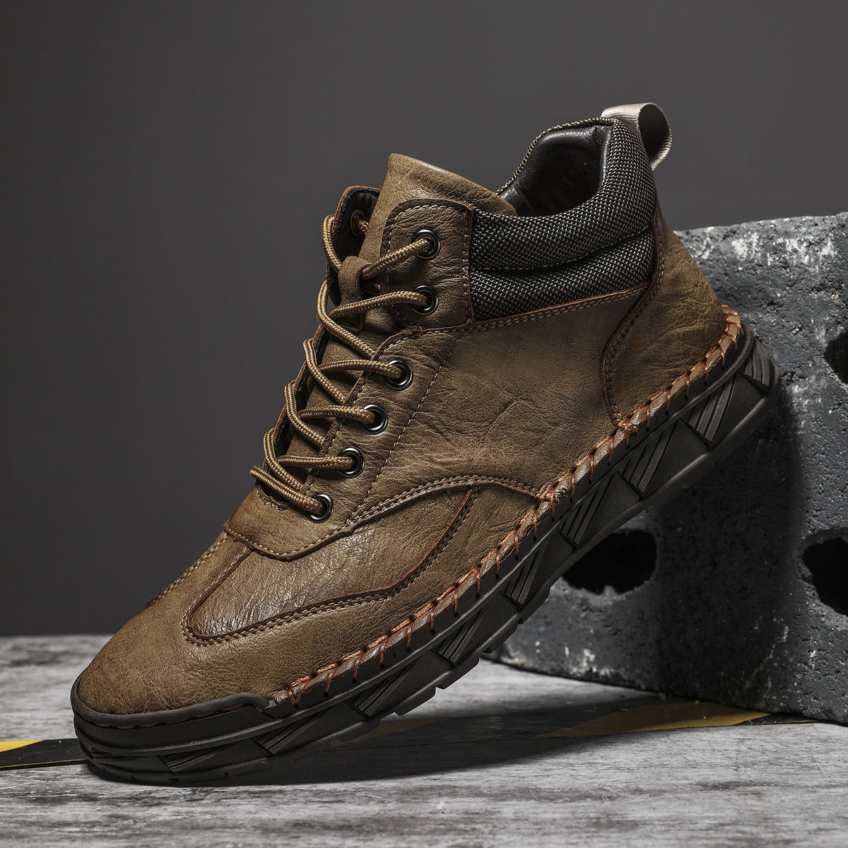 Mens Hand-Stitched PU Leather Lace-Up Flat Ankle Boots