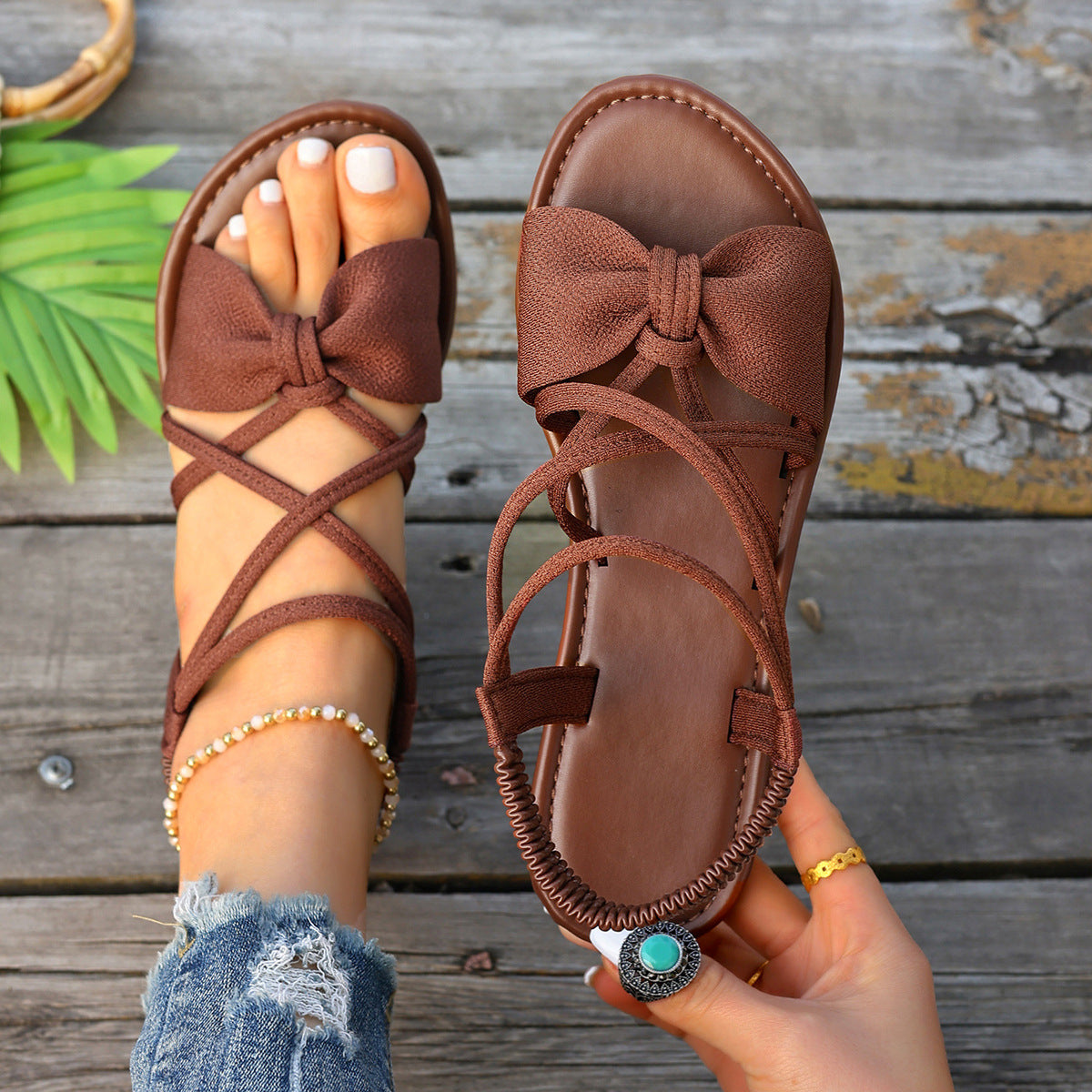 Fashionable Cross-Strap Comfortable Outdoor Sandals