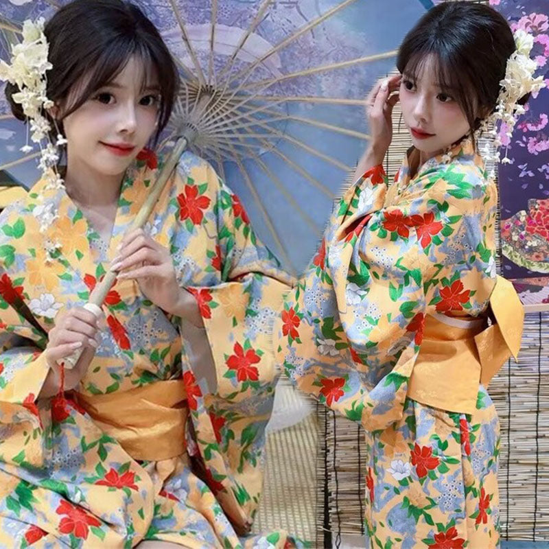 Kimono girl yukata