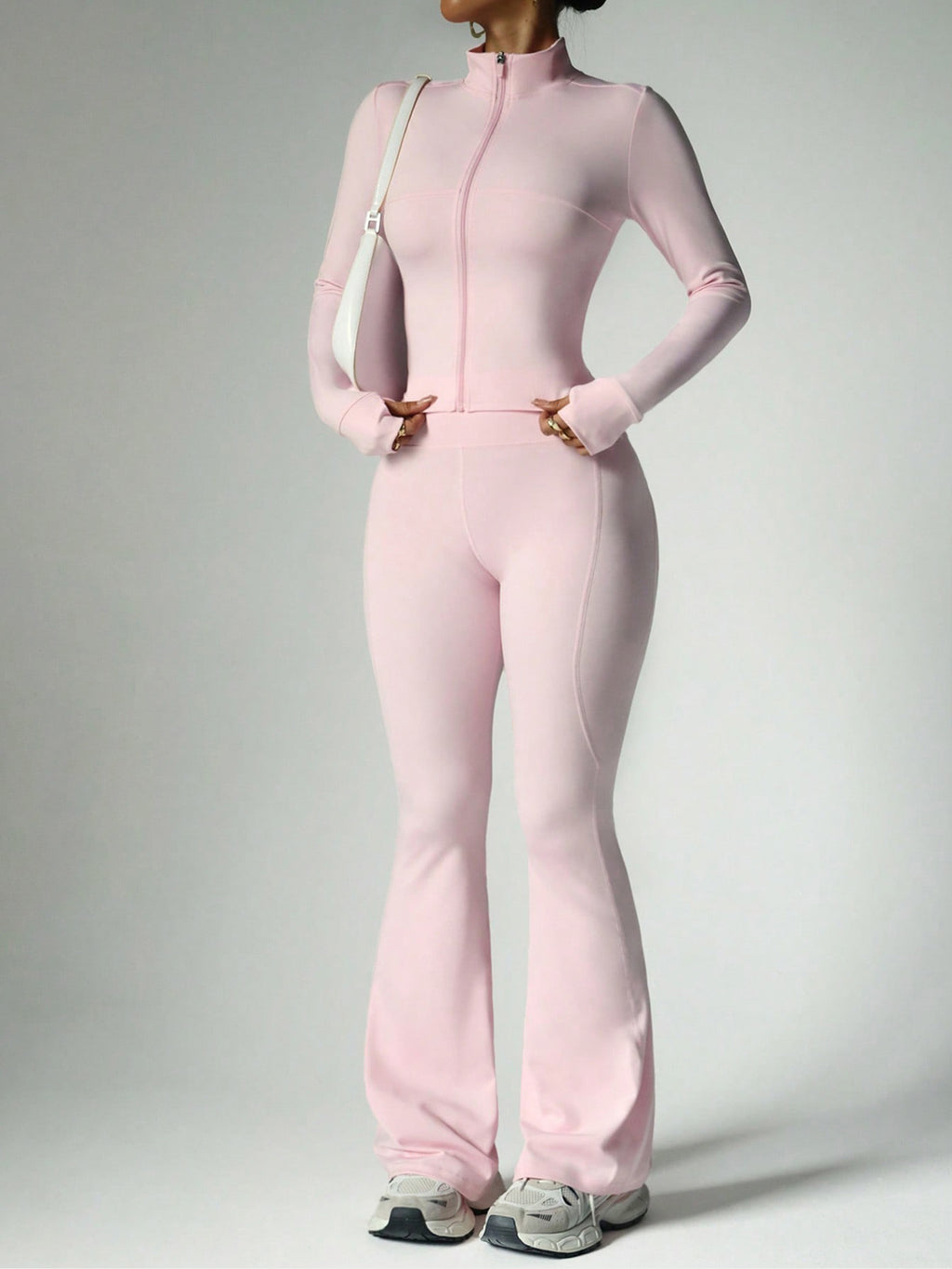 Lady's sleeveless zipper yoga set teemdrop
