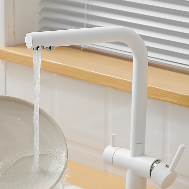 Kitchen three-in-one faucet teemdrop