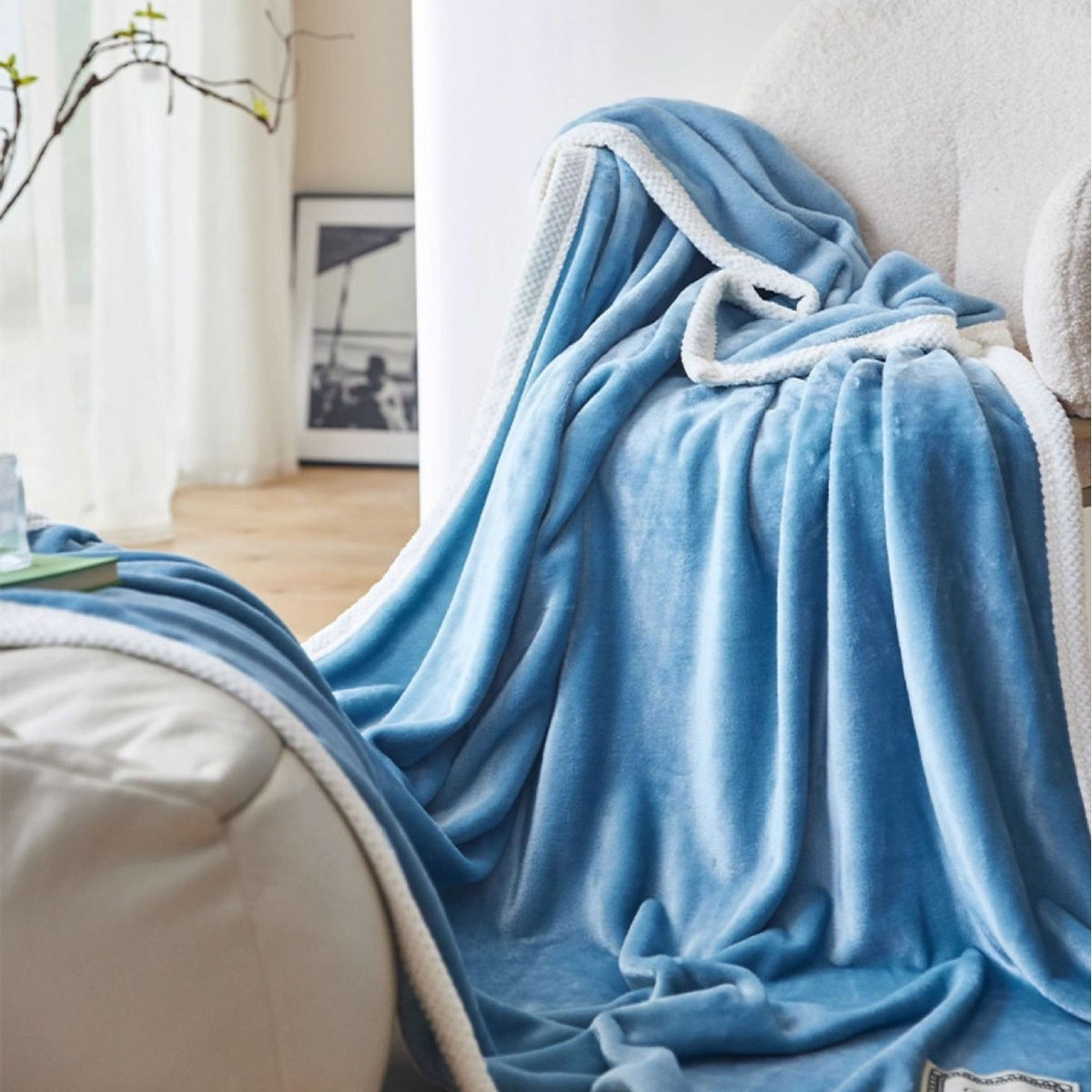Coral Fleece Blanket Soft Anti-Static All Season Use