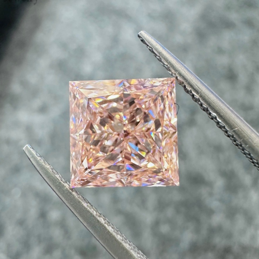 IGI Certified 1.31CT Princess Cut Pink Lab Grown CVD Loose Diamond for Jewelry