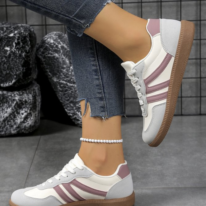 Women Retro Color-Blocking Lace-Up Training Shoes teemdrop