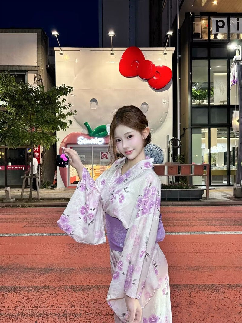 Kimono girl yukata