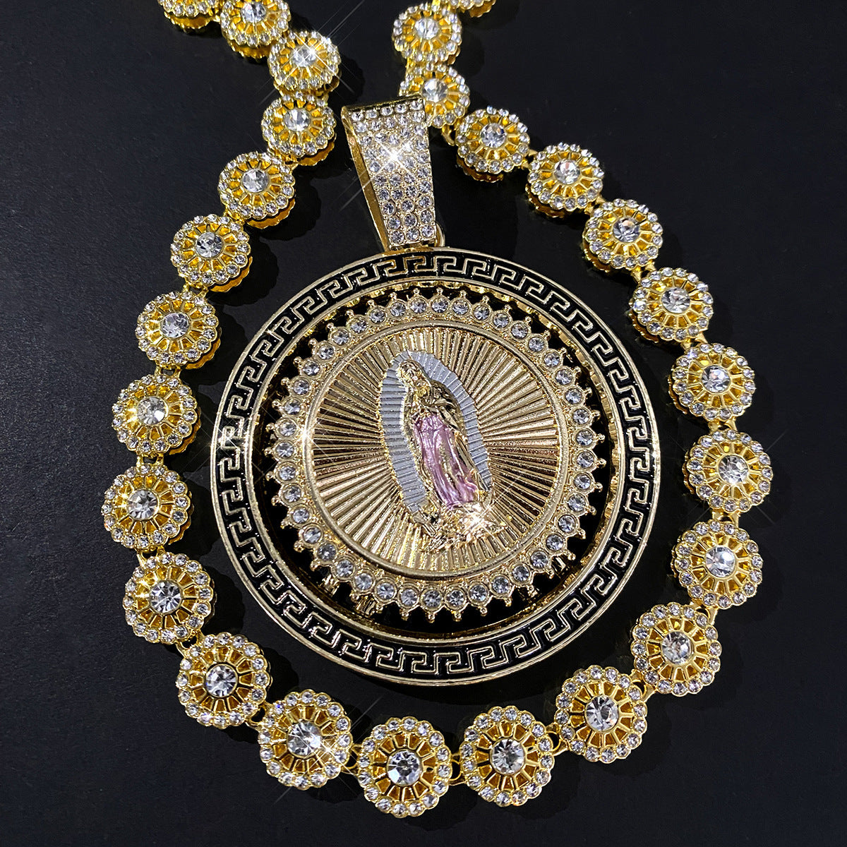 Rhinestone Pendant Necklace Hip-Hop Style