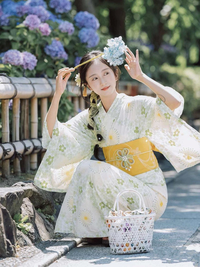 Kimono girl yukata