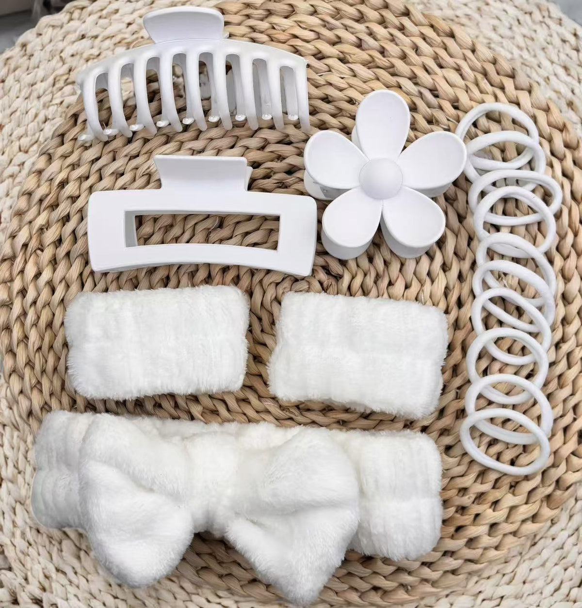 16-Piece Women's Hair Accessories Set with Bow Design and Versatile Clips Ties for Daily Styling teemdrop