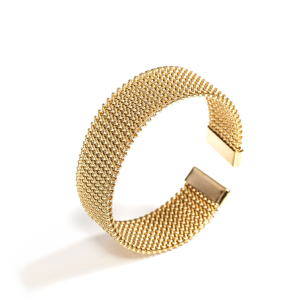 Embossed titanium steel bracelet