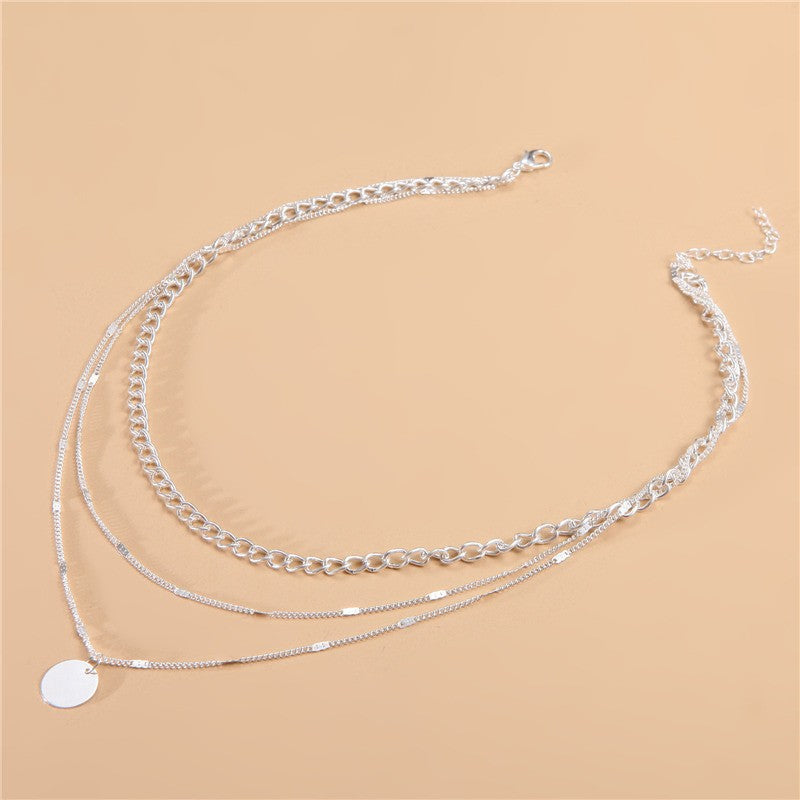 Layered clavicle necklaces