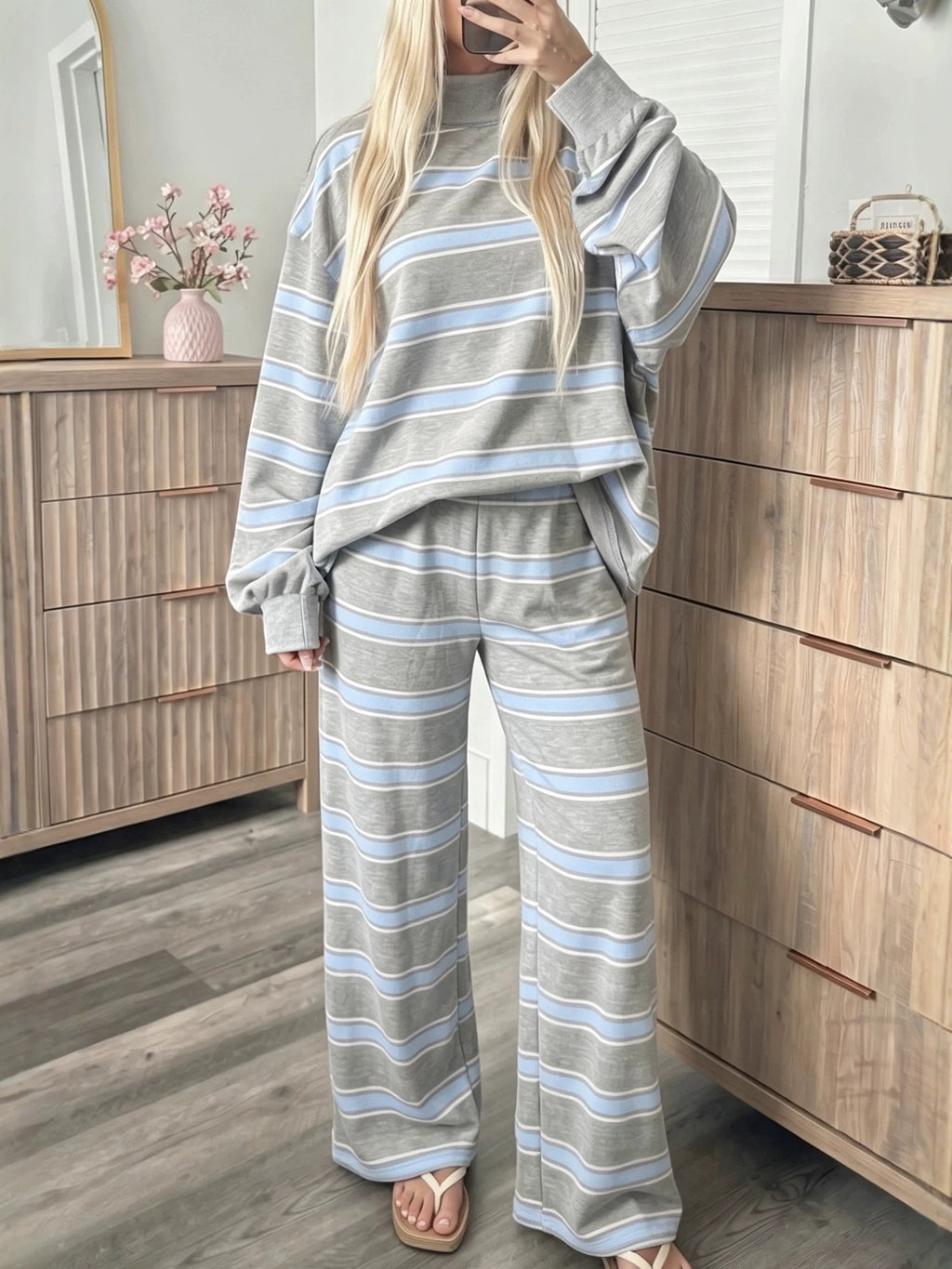 Striped fashion casual simple ladies suit teemdrop