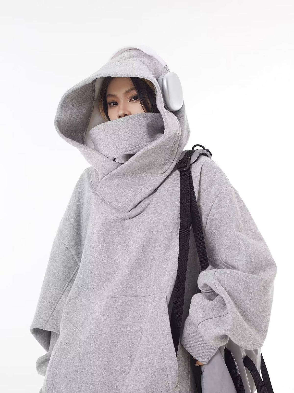 American-Style Functional Hooded Sweatshirt with High Collar