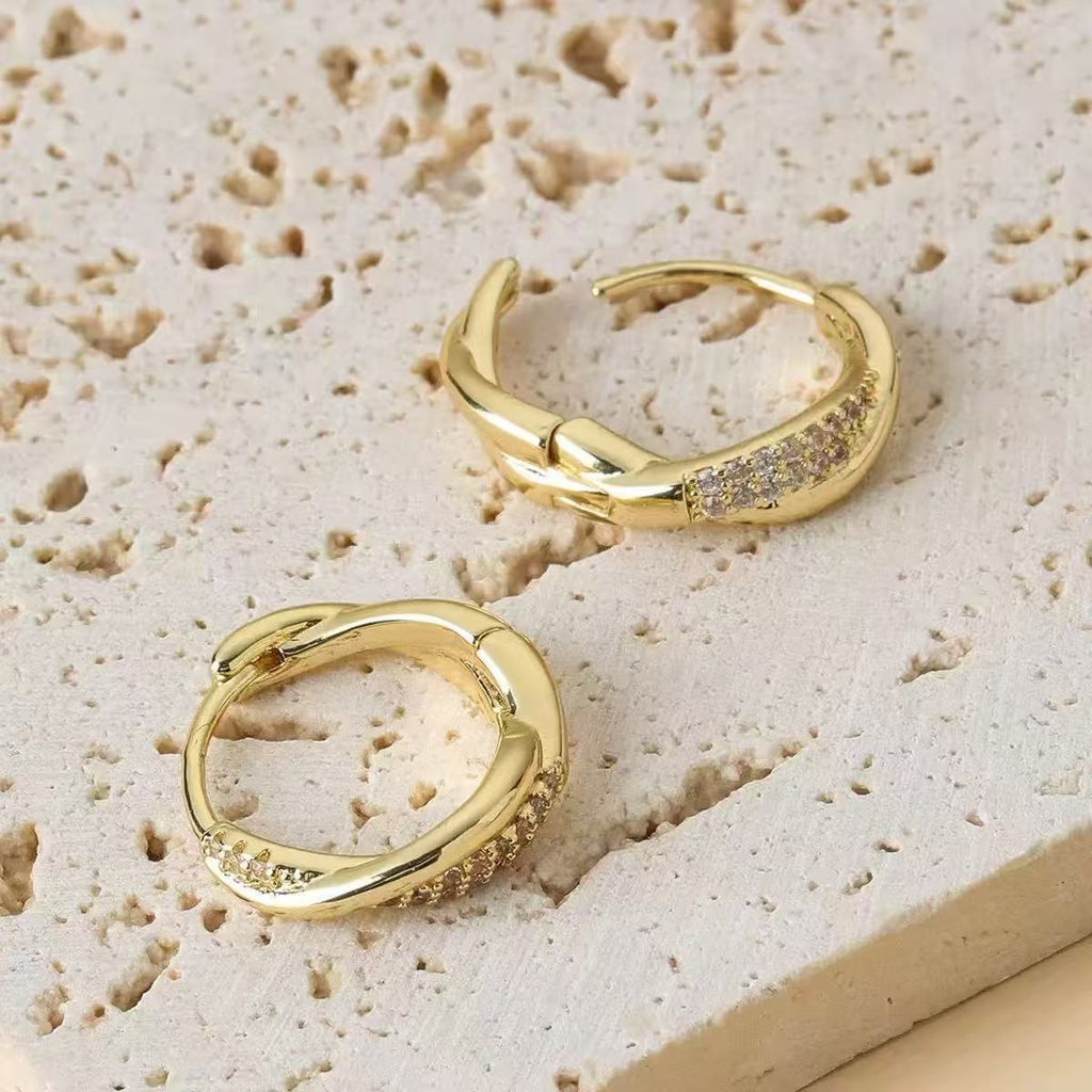 Women's Irregular Cross Ear Clips Copper Zircon Electroplating Geometric teemdrop