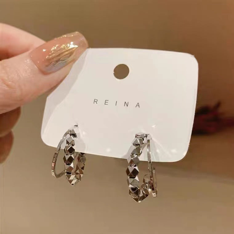 Double-layer broken silver earring