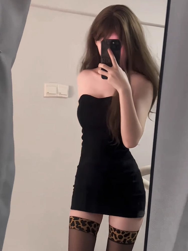 Sexy Fishbone Strapless Bodycon Dress with Built-in Pads teemdrop