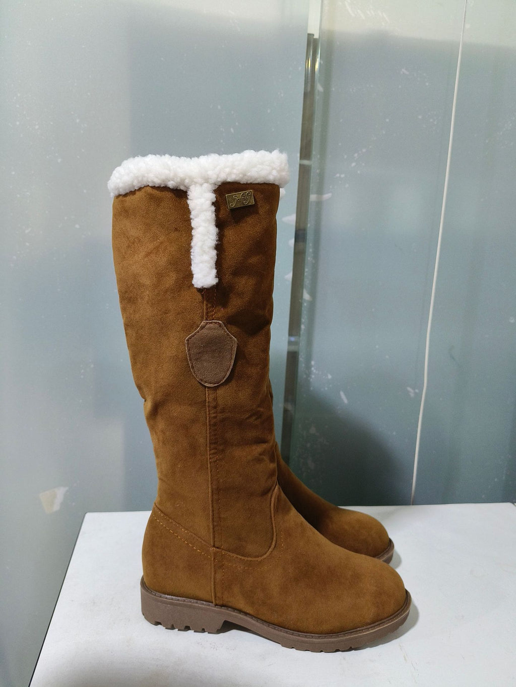 Snow Boots