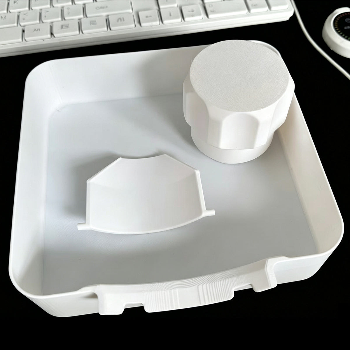 Washing machine water collection tray