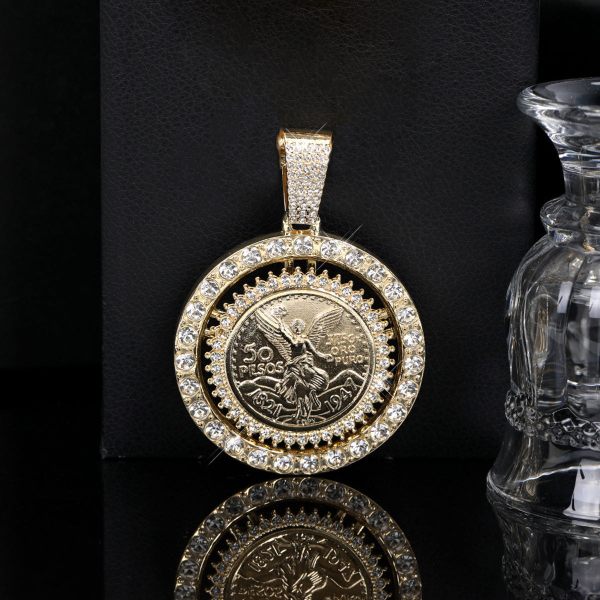 Rhinestone Pendant Necklace Hip-Hop Style