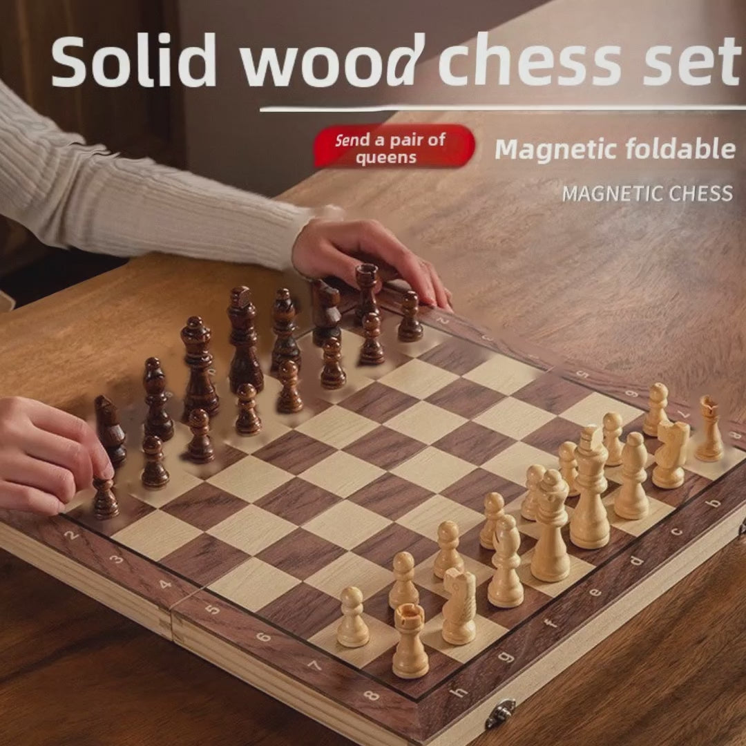 Magnetic Solid Wood Folding Chess Set for Training and Competition