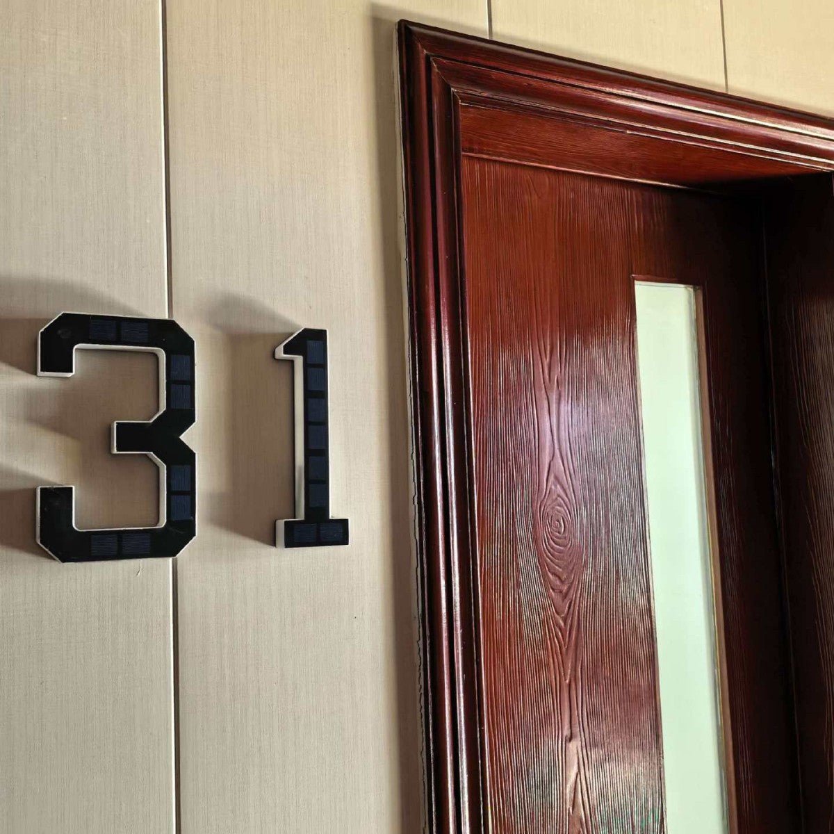 Solar-powered door sign teemdrop